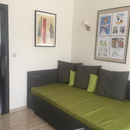 Apartman Za Radnici วาลติตซา ภายนอก รูปภาพ