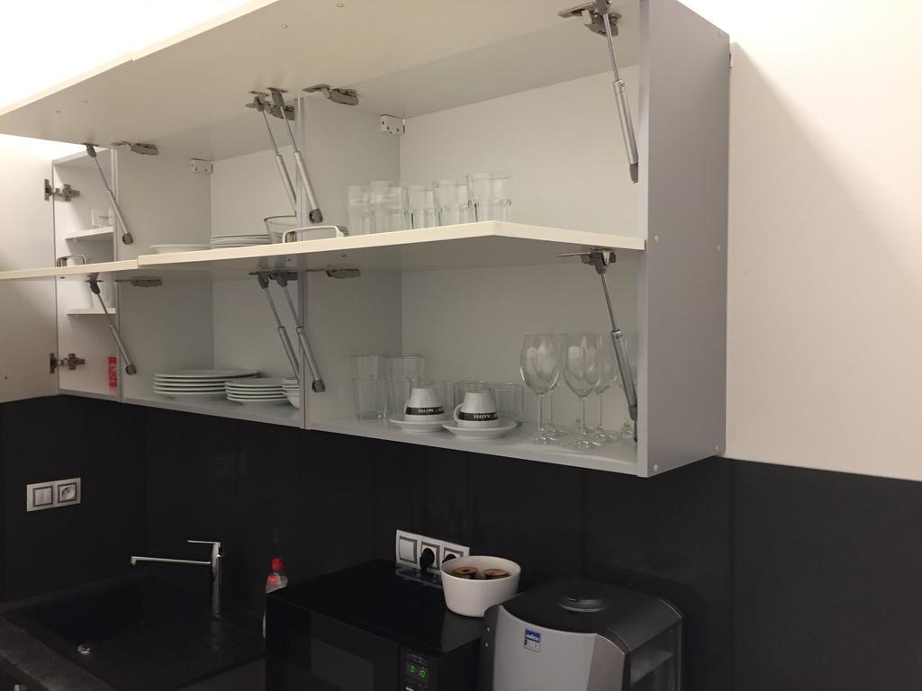 Apartman Za Radnici วาลติตซา ภายนอก รูปภาพ